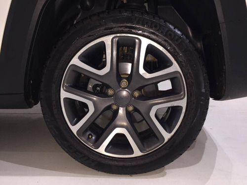 Imagem 13 de 15 de Jeep Renegade 1.8 16v Flex Longitude 4p Automático