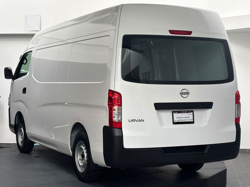 Nissan Urvan PANEL AMPLIA L4 2.5L STD