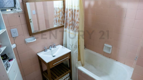Imagen 6 de 17 de Venta 3 Ambientes Con 2 Patios Floresta