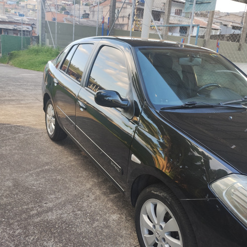 Renault Symbol 1.6 16v Privilège Hi-flex 4p