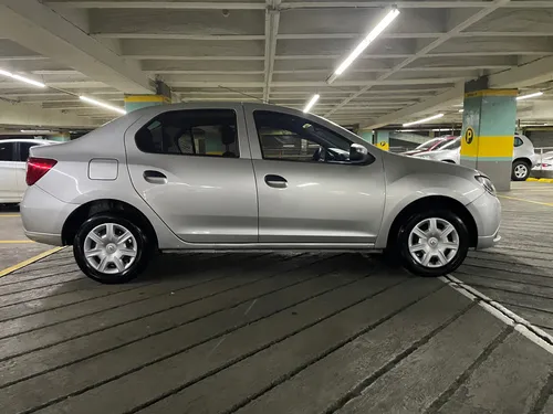 Renault Logan 1.6 Expression