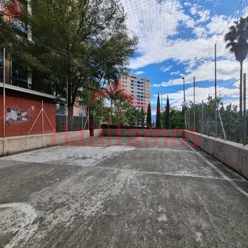 Apartamento En Venta En Medellín - El Poblado Cod 68648