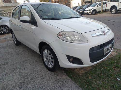 Imagen 7 de 15 de Fiat Palio 2014 1.4 Attractive 85cv
