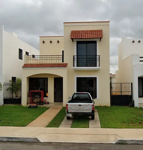 Casa En Remate Bancario -c 13b, Gran Santa Fe, Mérida Yucatán