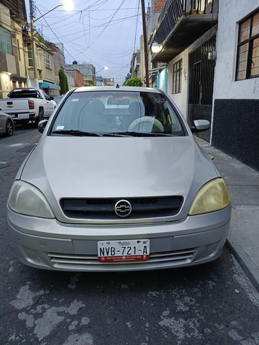 Corsa 2004