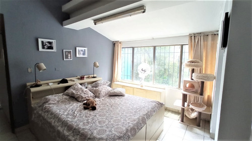 Imagen 21 de 30 de Vendo Hermosa Y Amplia Casa, Ubicada En Un Lugar De Ensueño, Rodeada De Naturaleza, Excelente Precio, 3 Salas, 4 Dormitorios, Alta Plusvalia Y Seguridad