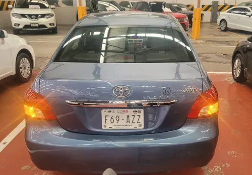 Toyota Yaris 1.5 Premium Sedan At
