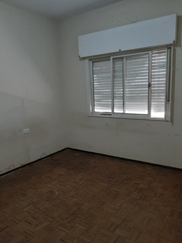 Venta Casa De 3 Amb. Zona San Justo
