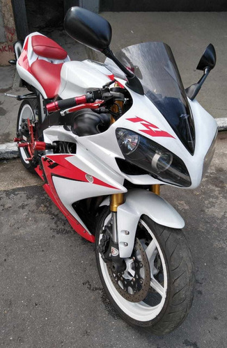 Yamaha R1