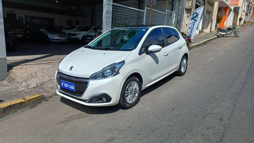 Peugeot 208 Allure Eat6