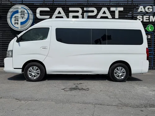 Nissan Urvan 2.5 Nv350 12 Pas Aa Mt
