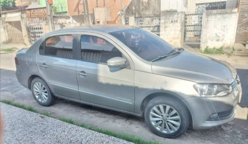 Imagem 1 de 4 de Volkswagen Voyage 2016 1.6 Msi Comfortline Total Flex 4p