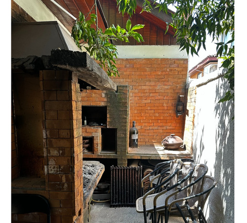 Casa En La Mejor Ubicación De Vitacura
