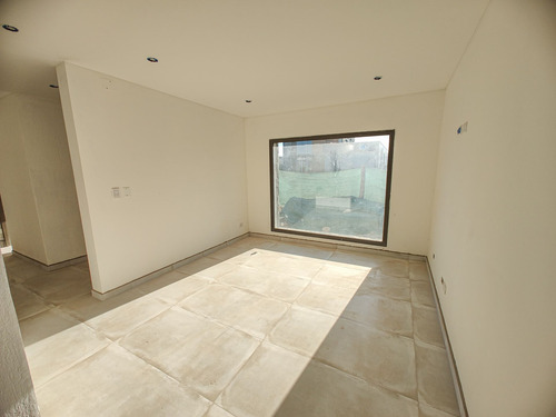 Casa En Venta En Barrio Privado Las Cortaderas 2