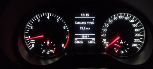 Volkswagen Suran 1.6 Highline 101cv 2014