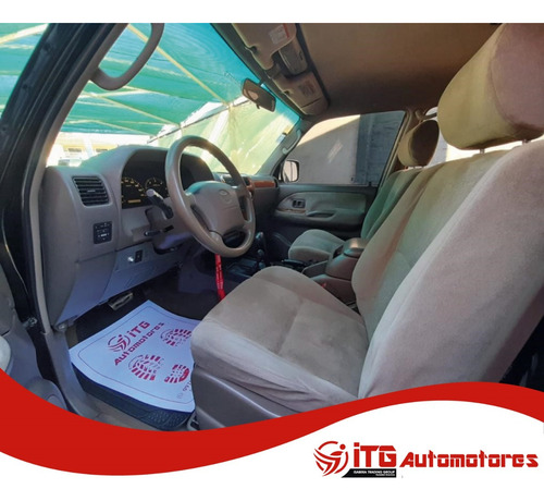 Imagen 3 de 9 de Toyota Land Cruiser Prado 2002