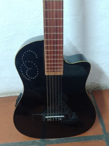 Guitarra Electrocriolla