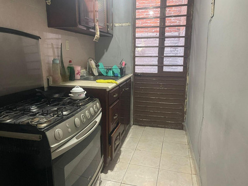 Casa En Venta En Col. Bernardo Cobos, Irapuato, Gto.