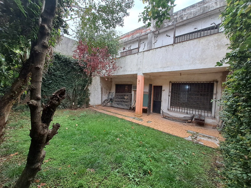 Gran Casa A Remodelar En Lote Propio - Cerca Subte