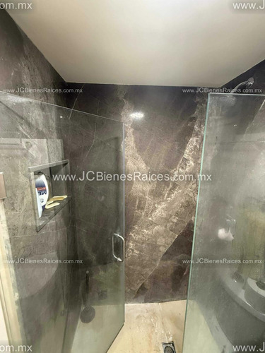 Departamento En Venta, En Fraccionamiento Las Vegas