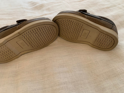 Zapatos Bebé 19 Marrones Con Velcro Impecables (Usado)