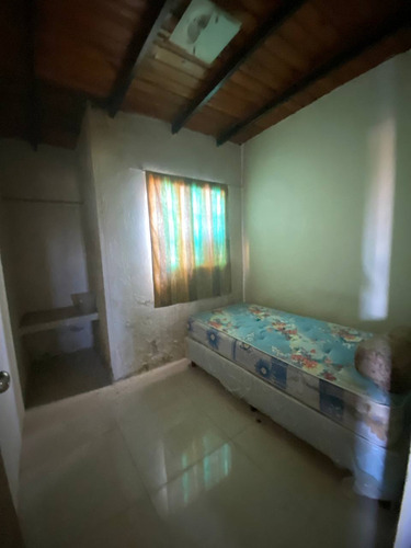 Posada Más Casa Y Apto En Altagracia