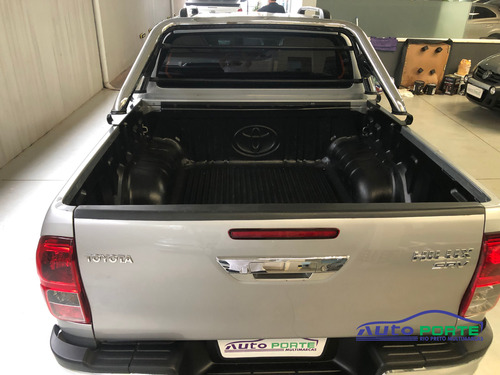 Toyota Hilux HILUX CD SRV 4X2 2.7 FLEX 16V AUT.