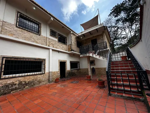 Casa En Venta En Parque Caiza