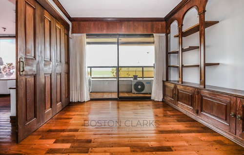 Imagen 3 de 30 de Apartamento En Alquiler Rambla De Punta Carretas: 4 Dormitorios + Serv Y 2gge