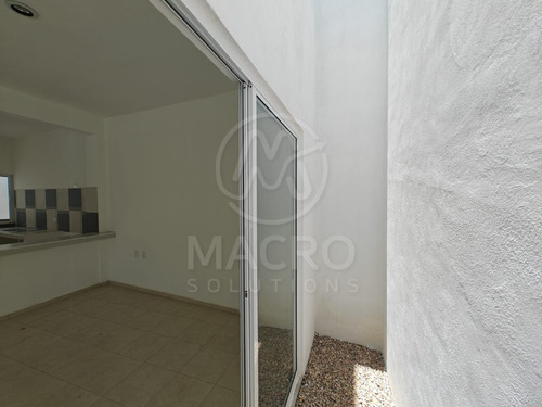 Casa En Venta En Col. Hermenegildo Galeana Con 4 Recamaras