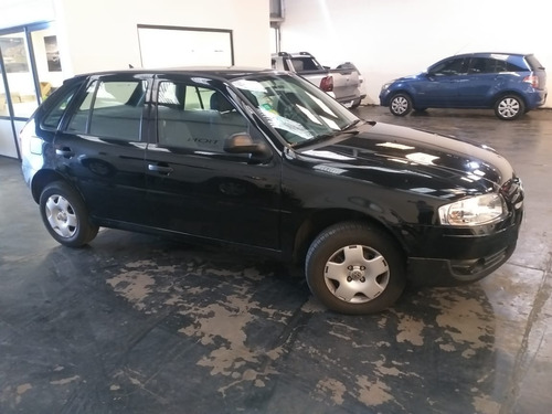 Imagen 2 de 9 de Volkswagen Gol 1.6 5 Puertas (rt)
