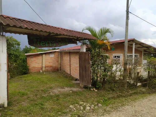 2 Casas Con Lote Vda Zapata La Mesa