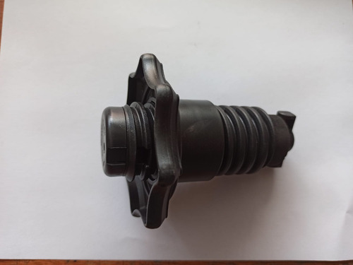Tornillo Sujetador Llanta De Refacción Ateca 22/23 Original (Usado)