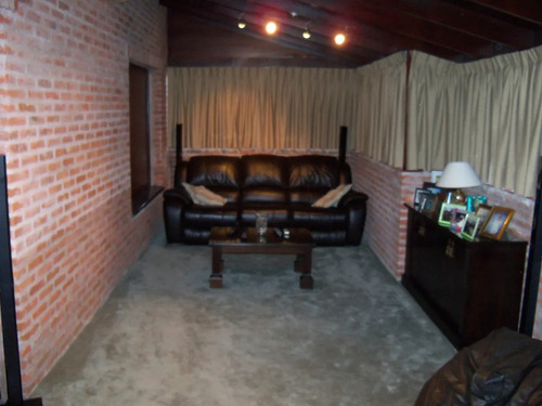 Vendo En Colon Casa Con Piscina , Barbacoa De 3 Dorm. Y Gar