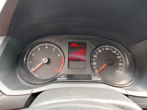 Volkswagen Voyage 1.0 12V MPI TOTALFLEX 4P MANUAL