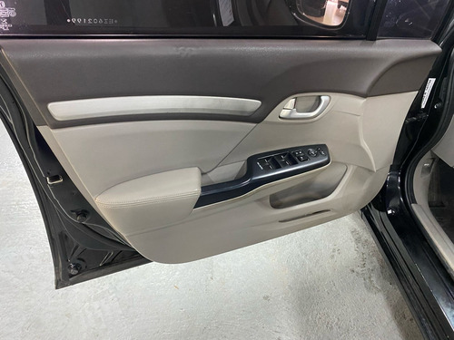 Honda Civic 1.8 EXS L12