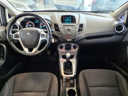 Ford Fiesta 1.6 Se Plus 4 Puertas 2013 En Excelente Estado