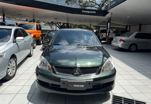 Imagen 4 de 8 de Mitsubishi Lancer Touring Automatico
