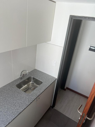 Departamento En Barrio Martin