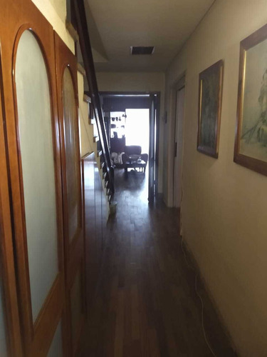 Imagen 4 de 14 de Casa De 5 Ambientes, 3 Baños, Pileta, Quilmes, Muy Bien Ubic