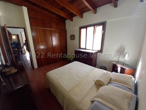 Imagen 17 de 29 de Estupenda Casa En Calle Cerrada Con Vigilancia Las 24h En Una De Las Mejores Zonas De Caracas. En Colinas De Los Ruices. Mls#22-17841