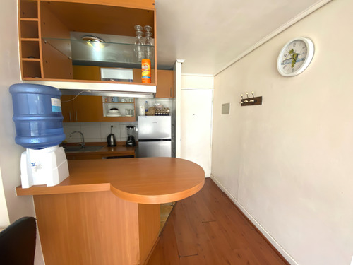 Departamento En Venta De 2 Dormitorios En Santiago Centro