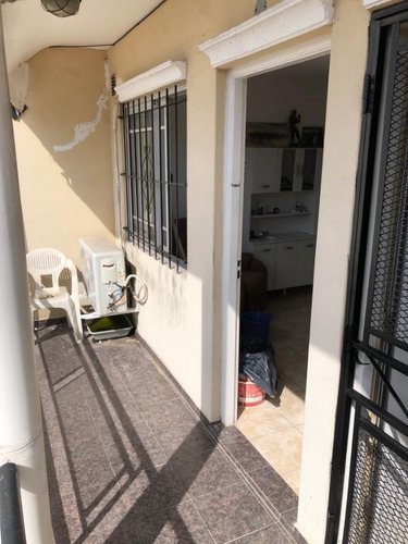 Imagen 5 de 16 de Departamento De 2 Amb - 1° Piso Contrafte - Con Balcon