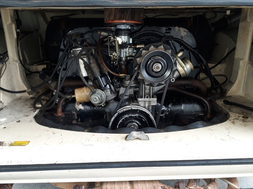 Volkswagen Kombi Luxo