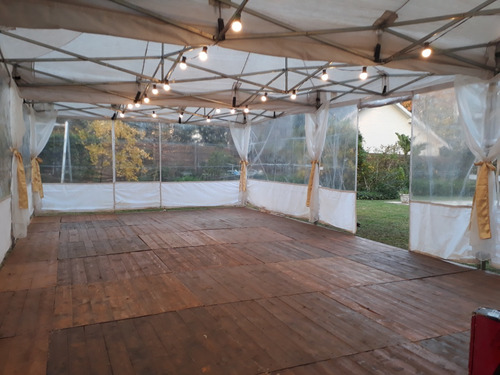 Carpas Mesas Sillas Puff Piso De Madera Gazebos Vajilla