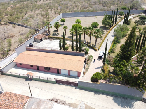 Terreno Residencial En Venta En Teloloapan Colonia Los Sauces, Apatzingán