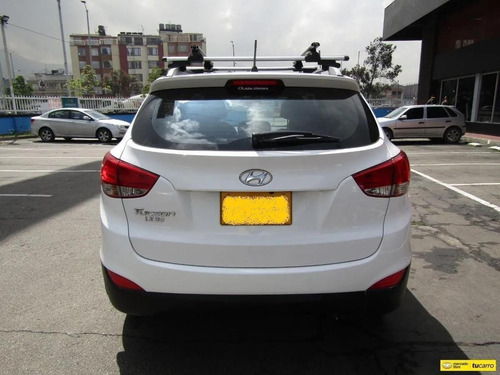 Imagen 8 de 14 de Hyundai Tucson Ix-35 2.0 Style