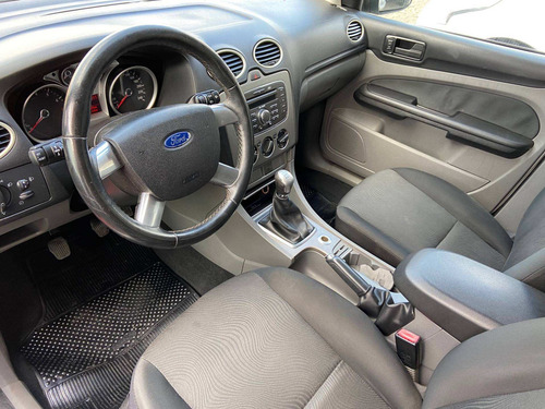 Imagem 7 de 9 de Ford Focus 1.6 Glx 16v Flex 4p Manual