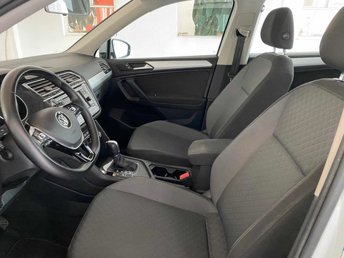 Imagen 8 de 13 de Volkswagen Tiguan 1.4 Trendline Plus At 2019