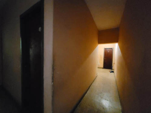 Oportunidad!esquina De 440m2 Apta Varios Destinos. Ideal Habitaciones Para Alquilar
